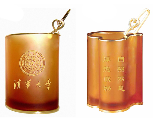 清華大學（感恩筆筒）