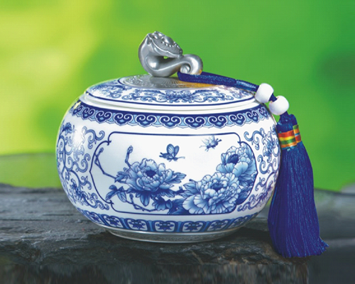 國(guó)色天香青花瓷如意茶葉罐