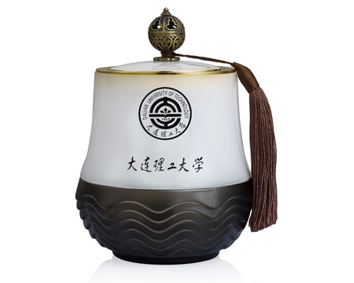 大連理工大學(xué)