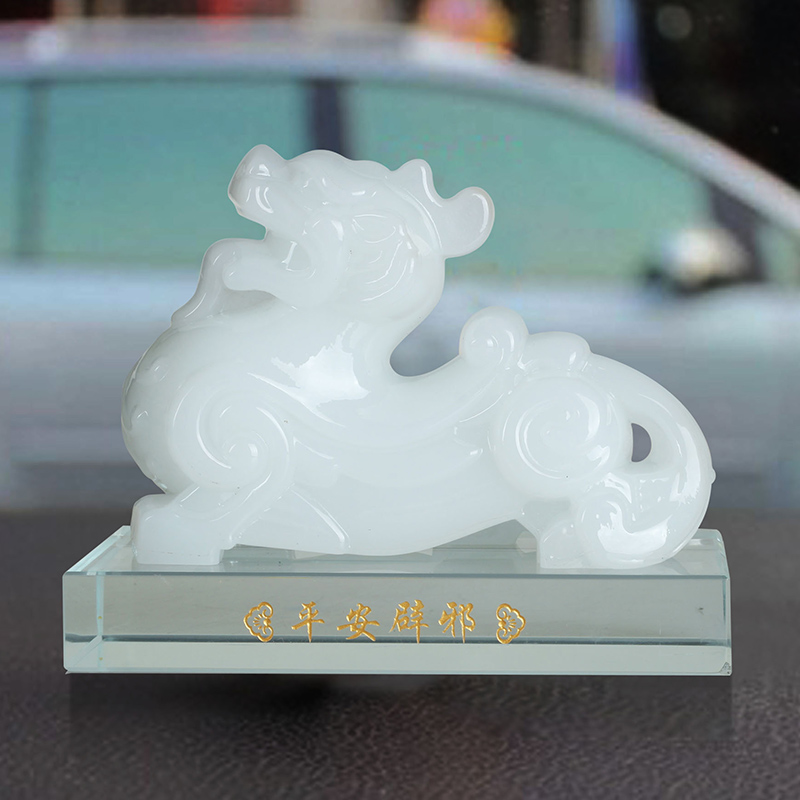 車內(nèi)飾品擺放有講究！